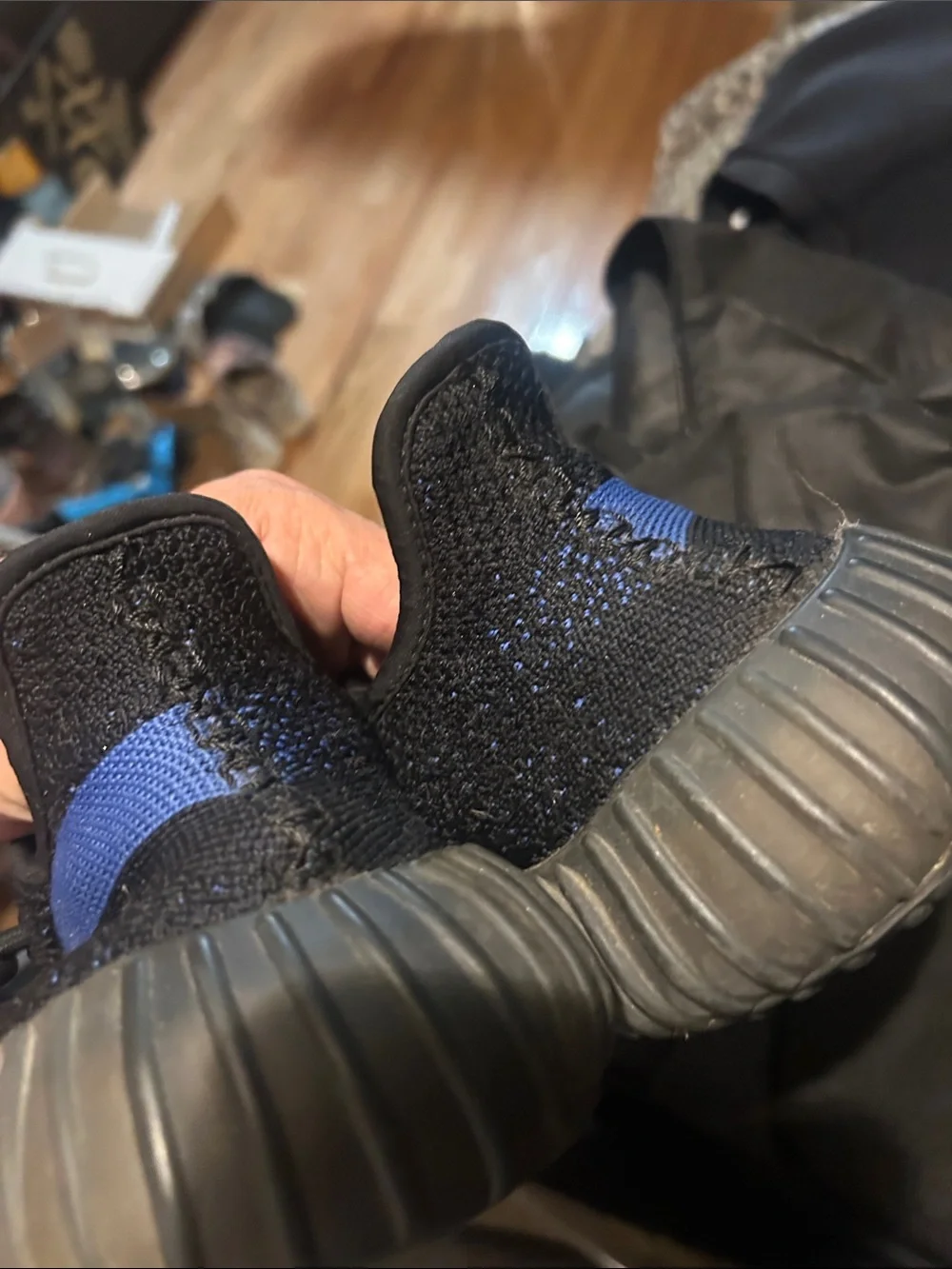 Yeezy Men's Black Knit Sneakers with Blue Stripe